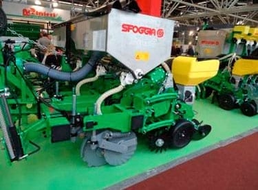La maquinaria agrícola argentina volvió a participar de la feria EIMA en Italia - Image 26