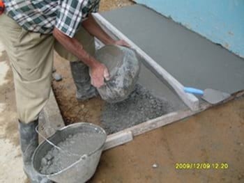 Pisos antideslizantes naturales y artificiales en construcciones ganaderas y su preparacion - Image 21
