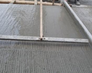 Pisos antideslizantes naturales y artificiales en construcciones ganaderas y su preparacion - Image 27