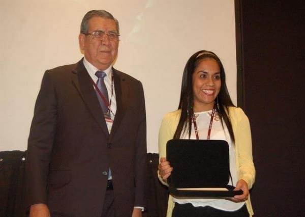 Perú - Diagnóstico del Adenovirus Aviar: premio a Farvet en AMEVEA 2013 - Image 1
