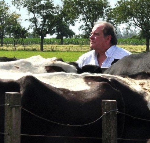 Argentina - Murió Mario Sirvén, referente que dejó una huella en la producción lechera - Image 1