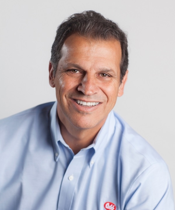 Cobb-Vantress anuncia a Vitor Hugo Brandalize director de Servicio Técnico en América Latina y Canadá - Image 1