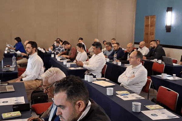 Encuentro Internacional de Especialistas en Producción Lechera - Image 1