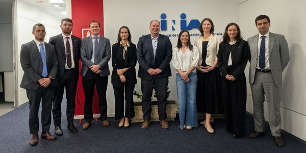 Uruguay - Visita del Ministro de Nueva Zelanda a INIA e INAC - Image 2