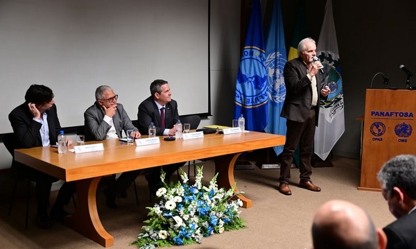 PANAFTOSA: 75 años protegiendo la salud animal y la salud pública en las Américas - Image 7