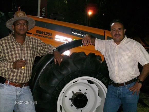 En vista en la feria ganadera y partes agricolas
