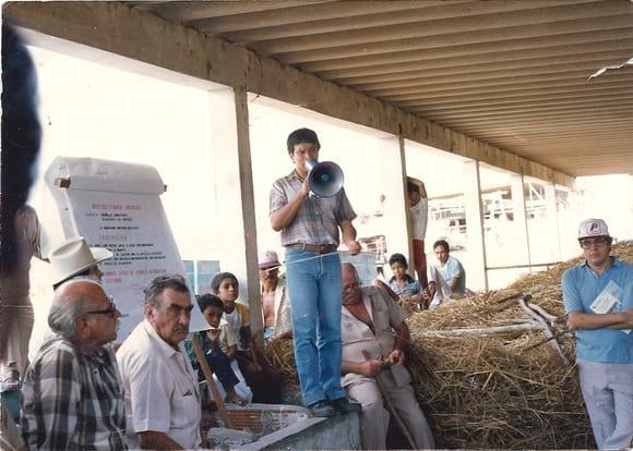 Platica a productores. Día del Ganadero. CE. La Unión, Acapulco, Gro.