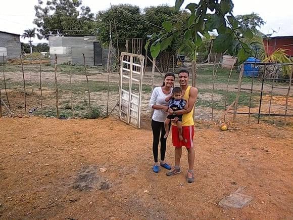 un dia nuevo junto a mi familia en la futura granjita de cerdos