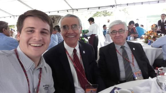 Engormix y ALA. Excelente almuerzo junto a Miguel Angel Márquez e Isidro Molfese en Guatemala