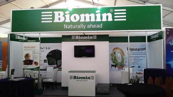STAND DE BIOMIN, ANAVI 2016, ANTIGUA GUATEMALA-GUATEMALA