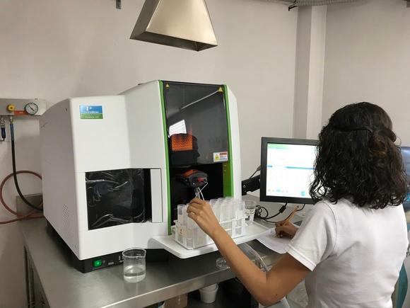 Equipo de Absorcion Atomica  Computarizado