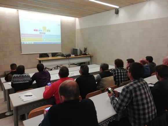 Curso Bienestar Animal durante el Transporte. Can Tarradellas - Catalunya.