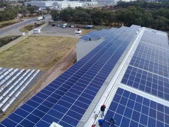 Proyecto Integral Fotovoltaico y termico para COMFOSA