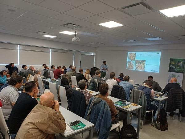 Vetanco realizó un Workshop sobre Micoplasmosis Aviar con foco en el segmento de Ponedoras Comerciales - Image 5