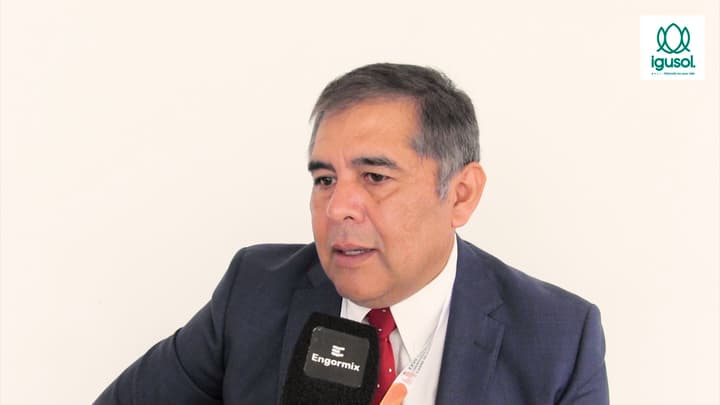 Polifenoles y aceites esenciales: Estrategias para salud y productividad avícola