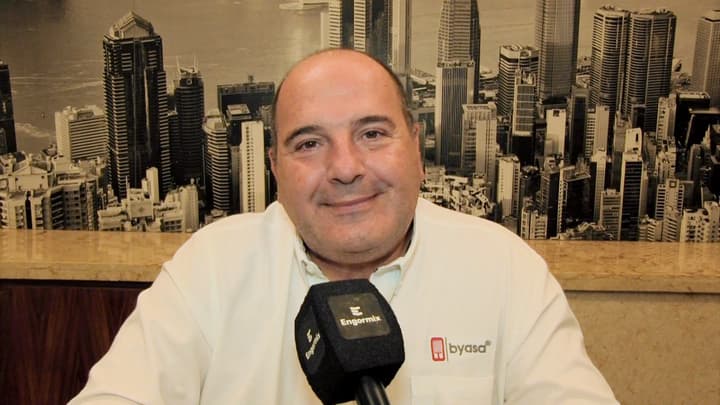 Automatización vs. mano de obra: ¿competencia o complemento?