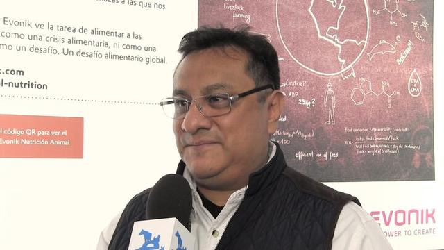 Alternativas a los antibióticos promotores de crecimiento, Roberto Santiago