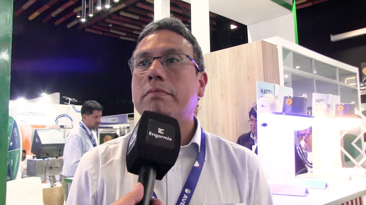 Iluminación avícola: HATO Lighting en Perú