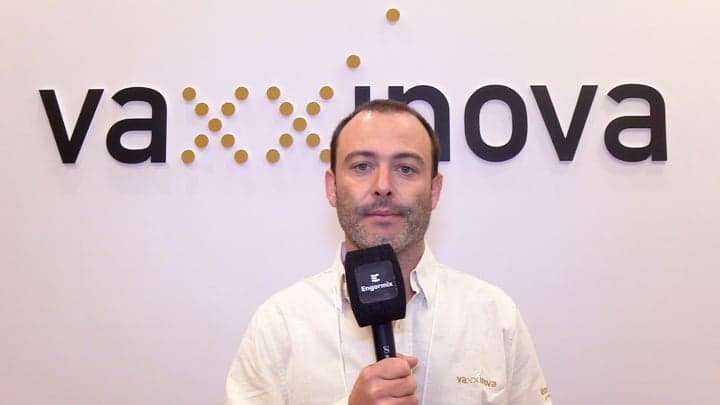 Vacunación frente a adenovirus aviar: cobertura de serotipos y protección de las aves reproductoras