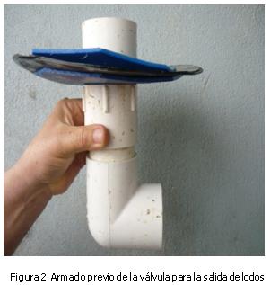 Instalación y operación de una válvula para salida de lodos en biodigestores plásticos - Image 2