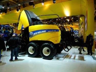 La maquinaria agrícola argentina volvió a participar de la feria EIMA en Italia - Image 12