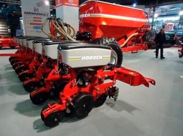 La maquinaria agrícola argentina volvió a participar de la feria EIMA en Italia - Image 22