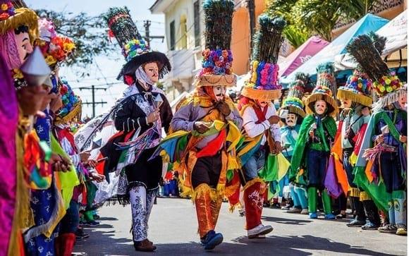 La Ruta Turistica de la Cultura Nicaraguenses y sus tradiciones, sus Bailes y sus trajes Tipicos