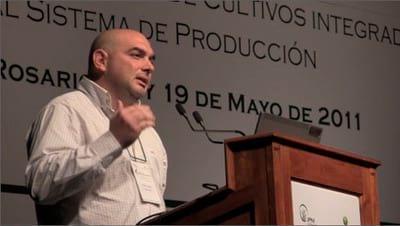 Intensificación agrícola - Octavio Caviglia en el Simposio Fertilidad 2011
